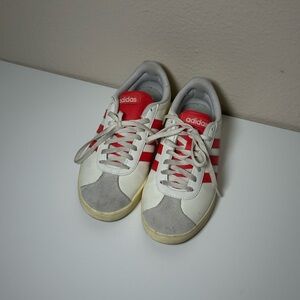 Adidas White/Red Casual Sneakers VL Court Base 6.5 size